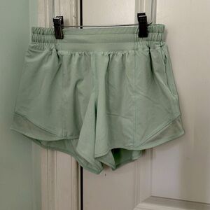 lululemon hotty hot shorts